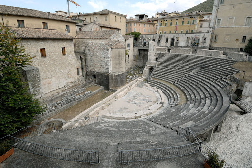 1982-83 Teatro Romano di Spoleto
